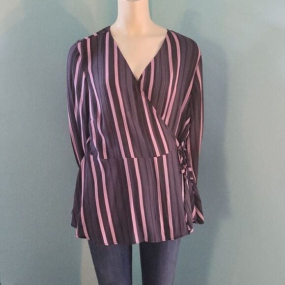 Torrid Striped Tie Front Blouse - Picture 1 of 7